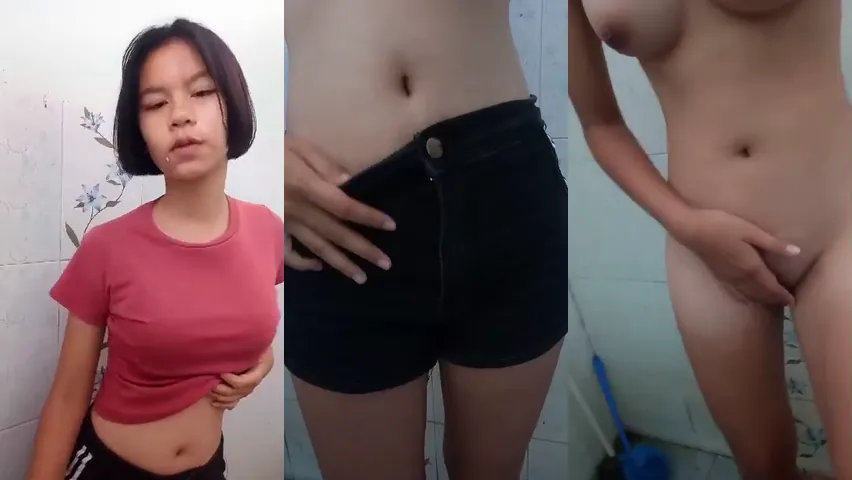 น้องนักเรียน ม.ต้น โชว์เสียวในห้องน้ำ